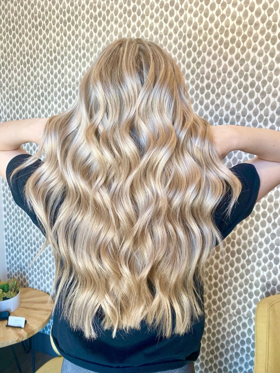 Hair by Caroline Hanes, photo 2