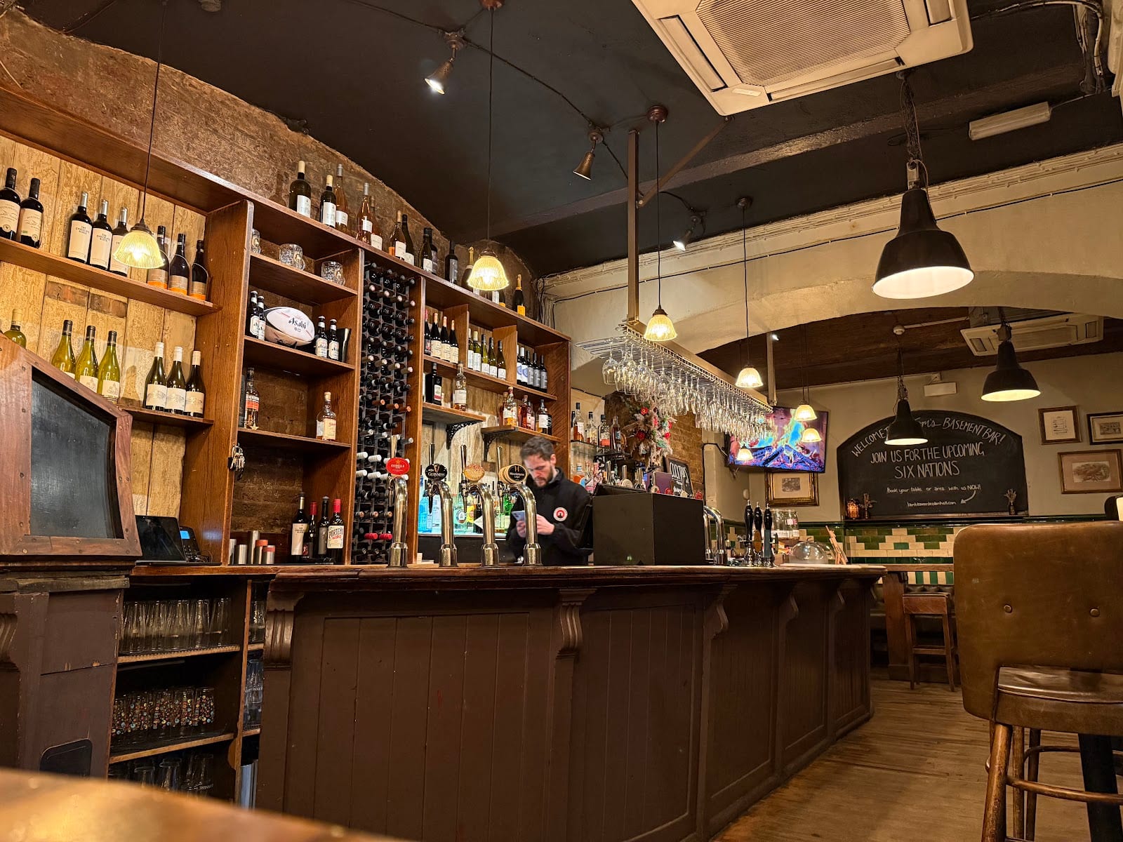 Old Tom's Bar, photo 4