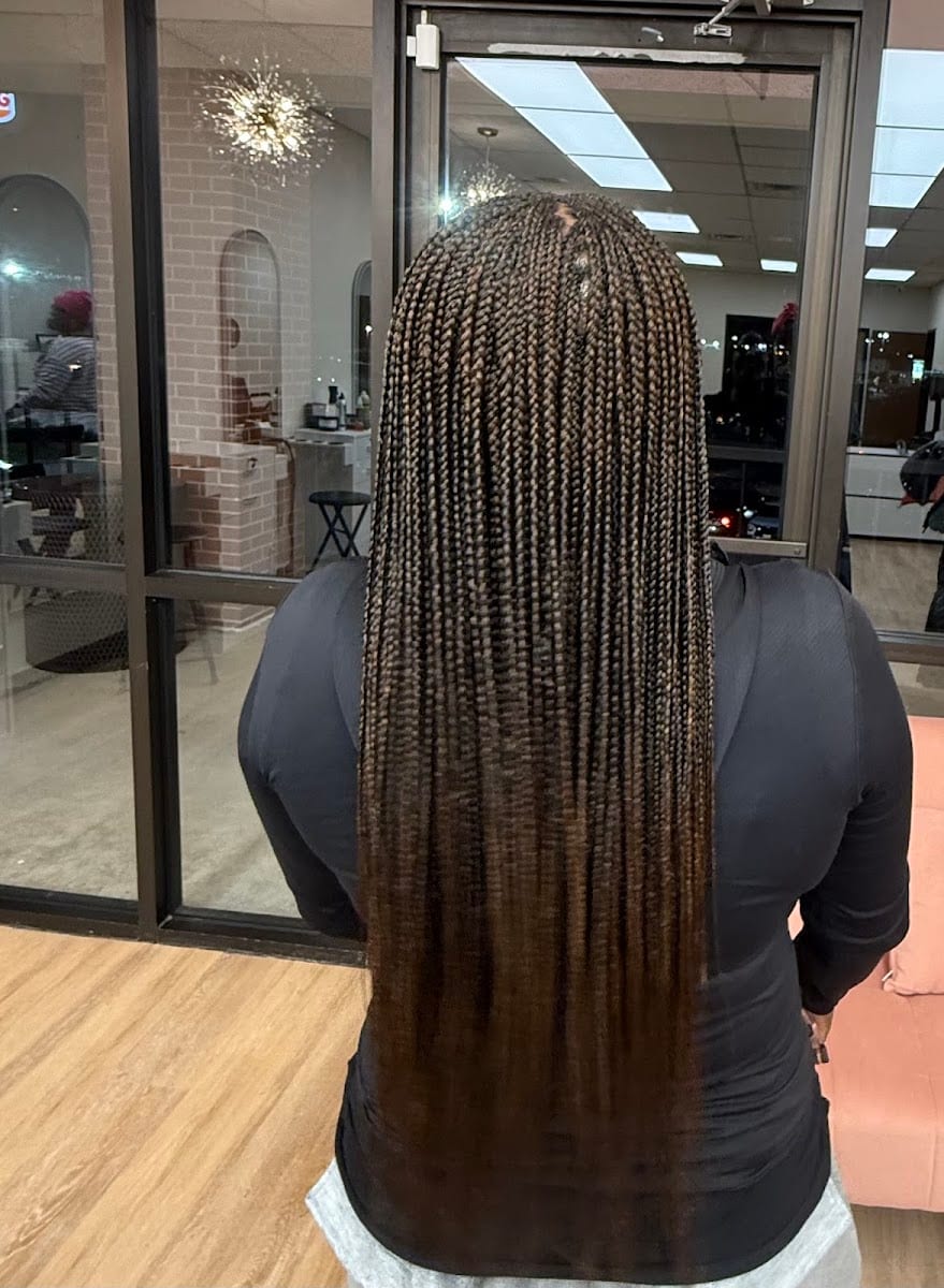 YANDEH BRAIDING SALON & BEAUTY SUPPLY