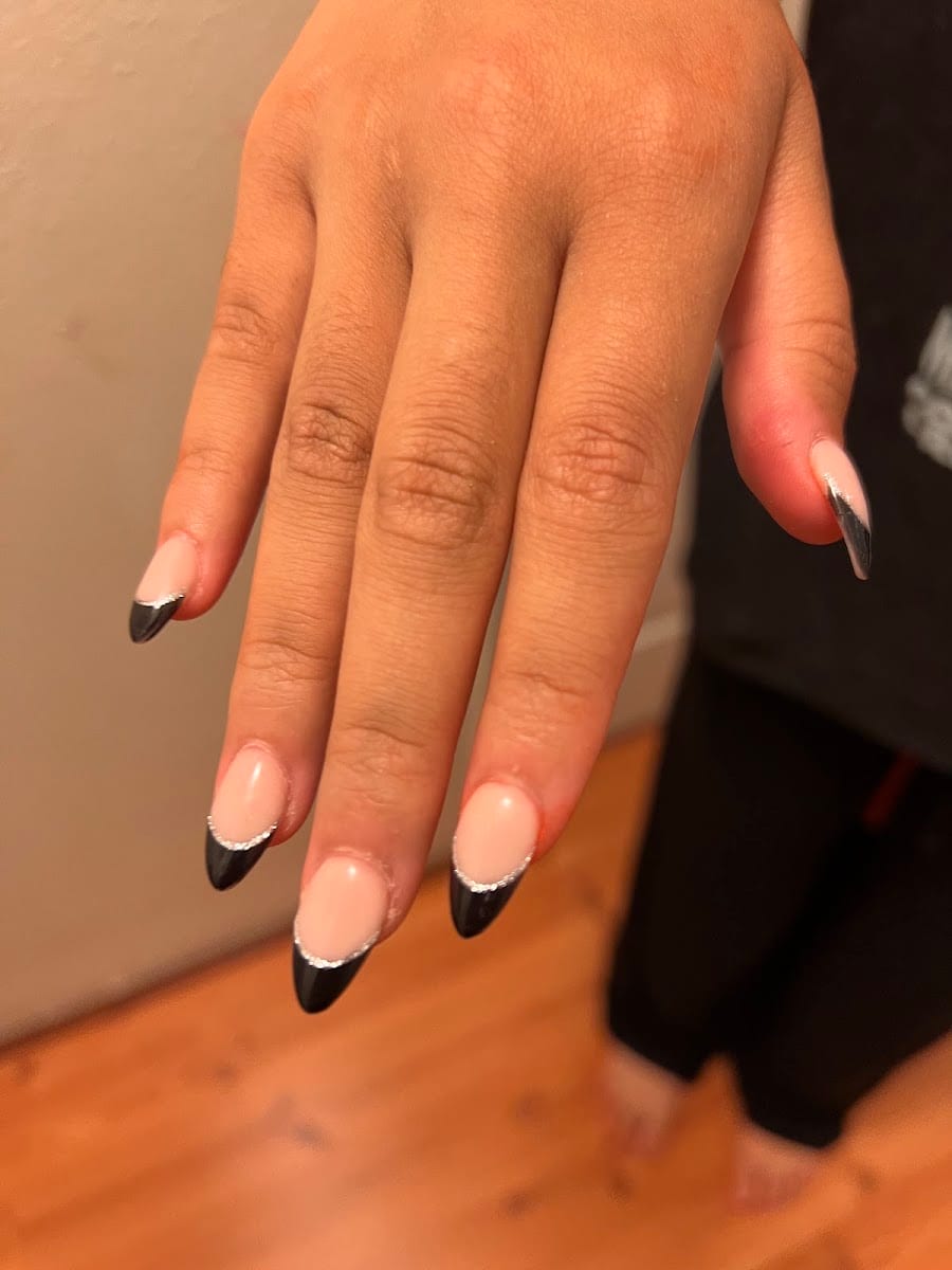 Bui808 Nails Salon