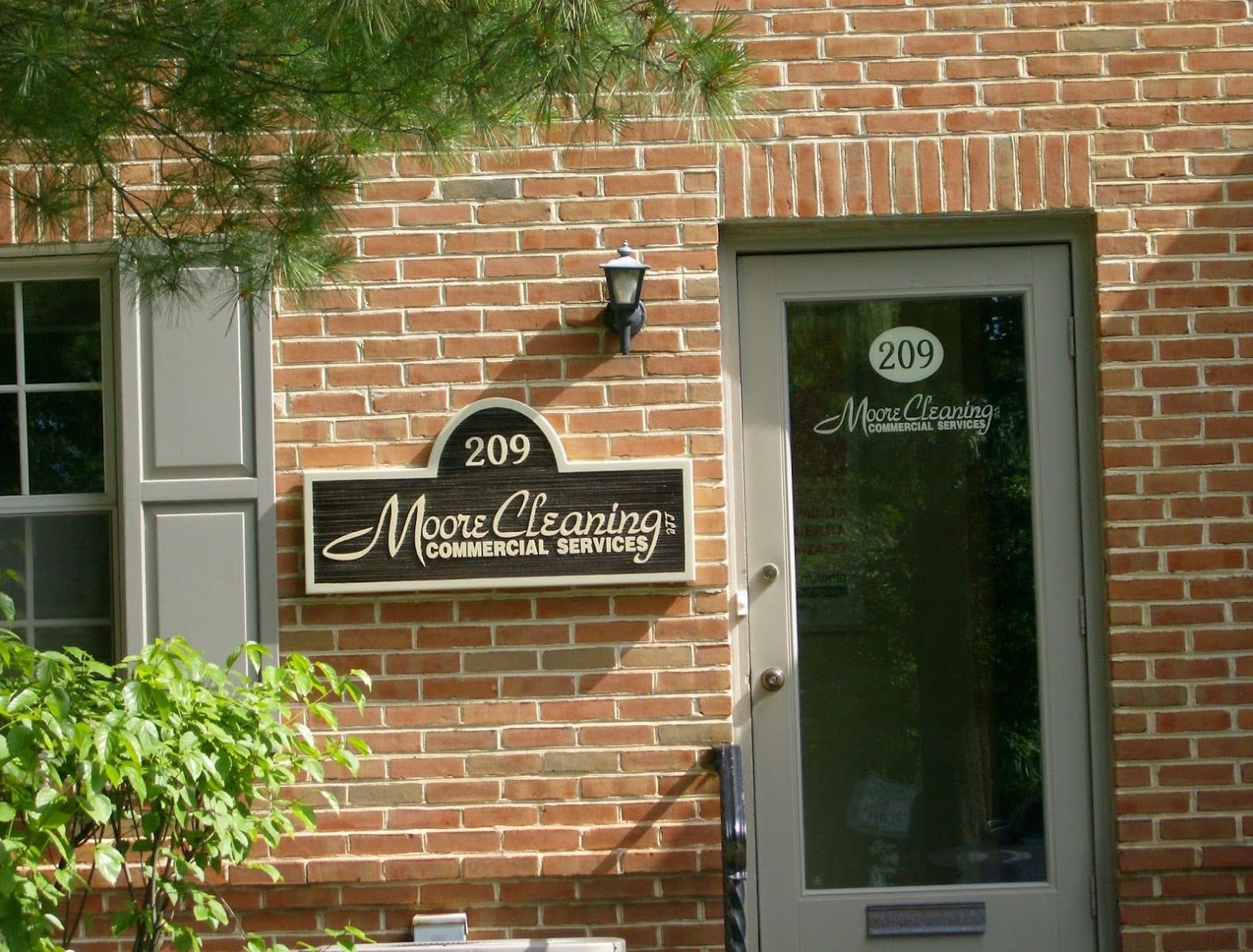 Moore Cleaning Commercial Services, photo 4