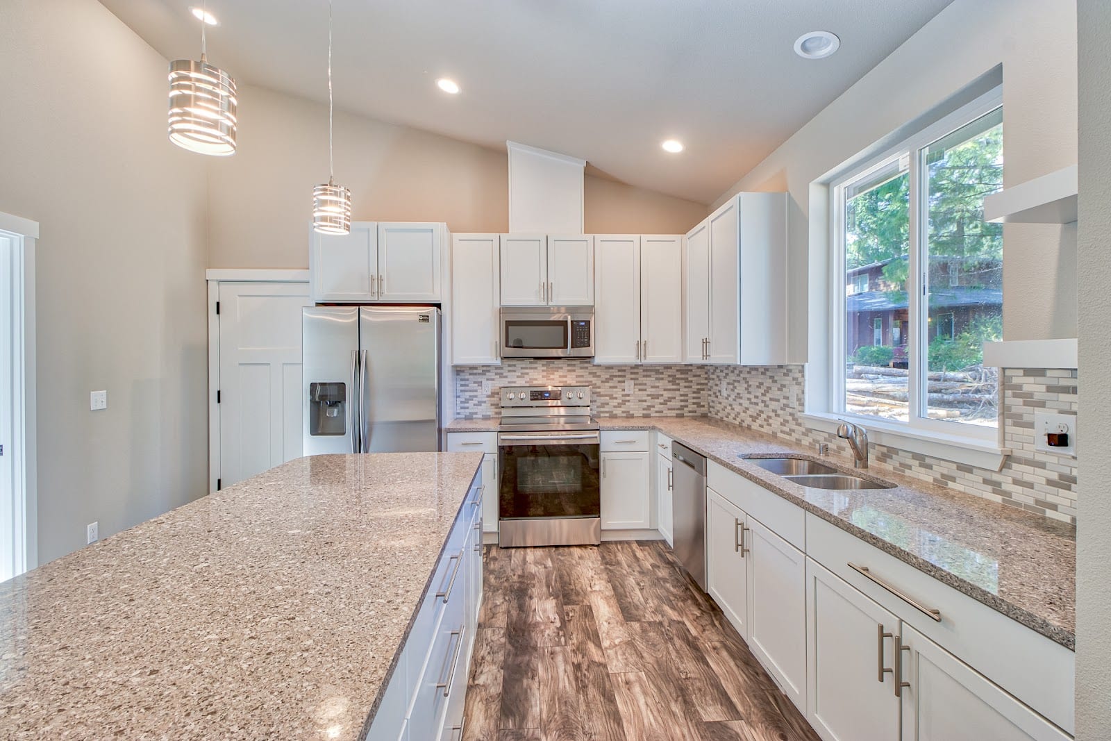 Tonya York | RE/MAX Northwest Realtors, photo 3