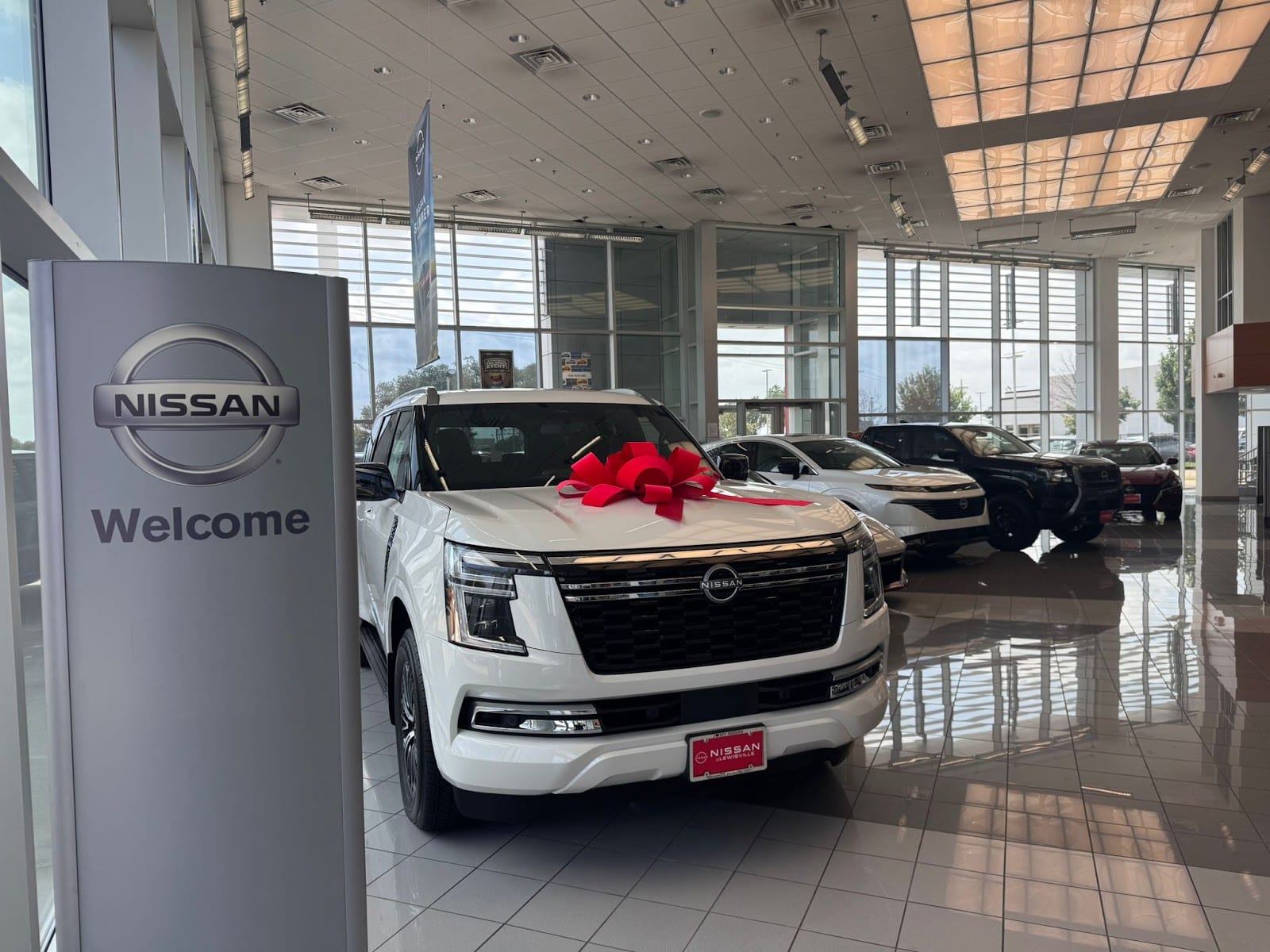 Nissan of Lewisville, photo 3