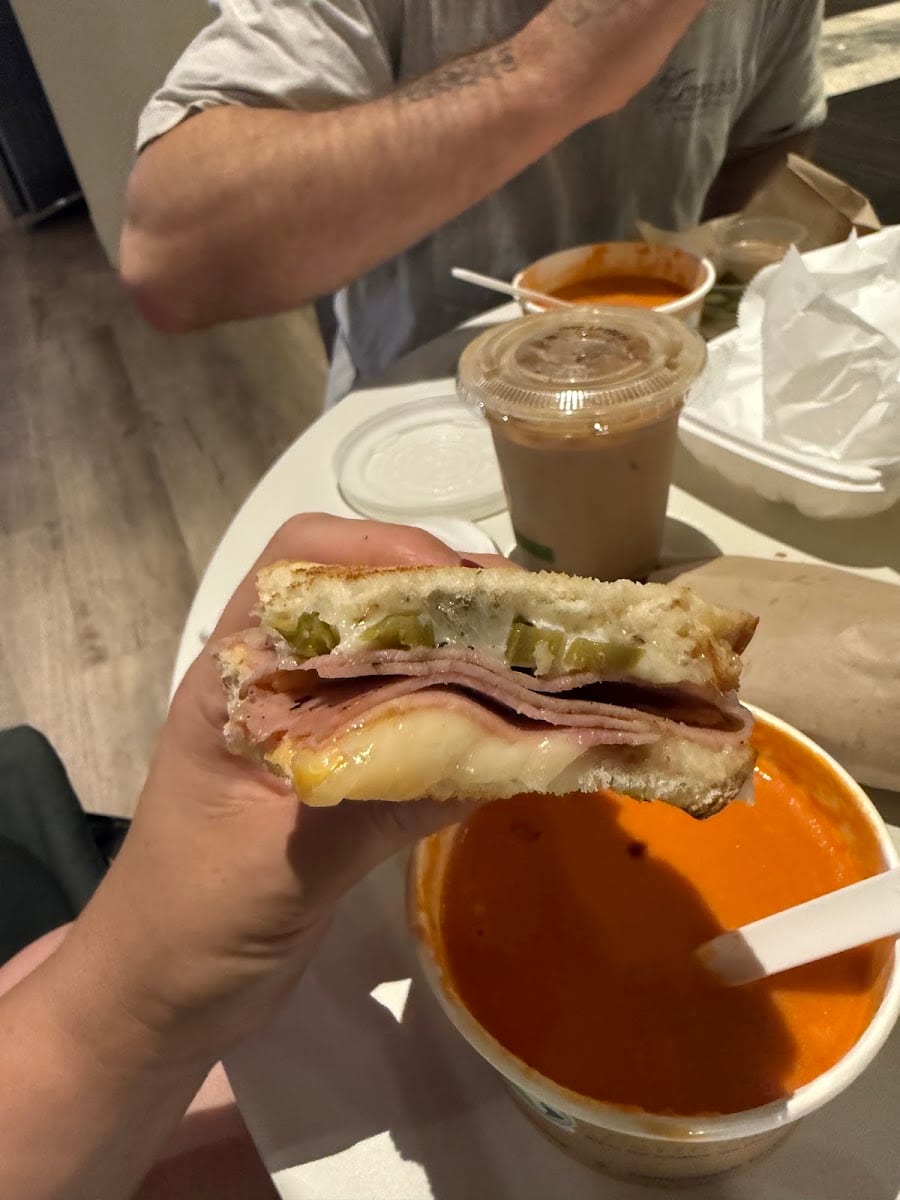 Cafe 'Alalā