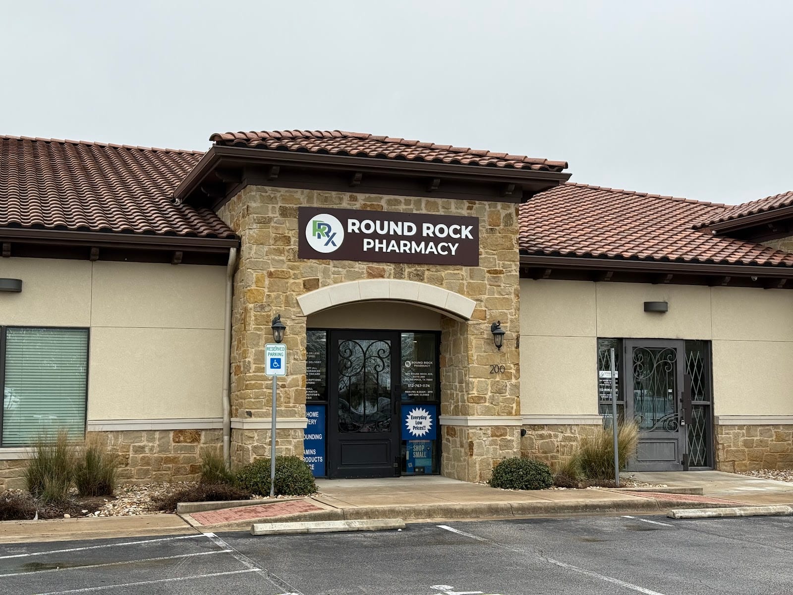 ROUND ROCK PHARMACY, photo 3