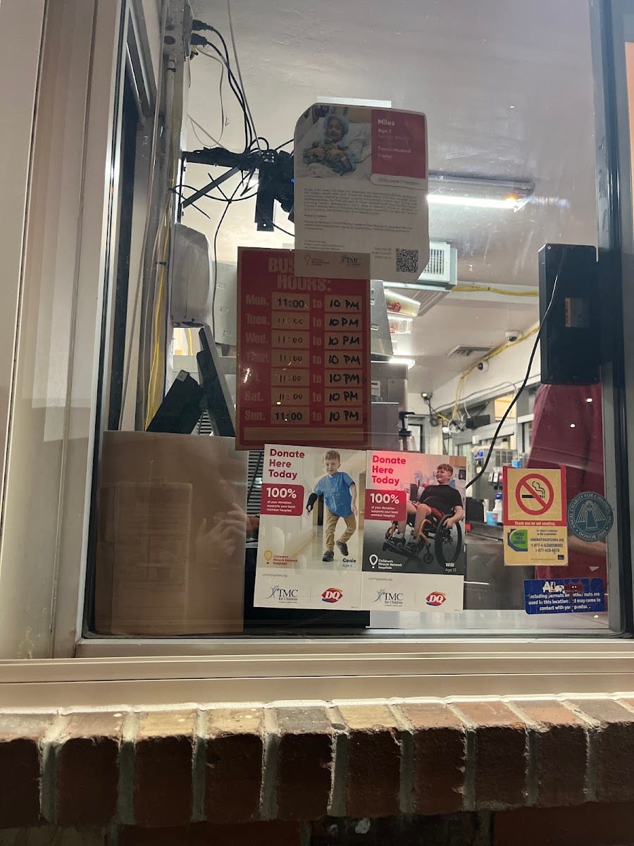 Dairy Queen Store, photo 3