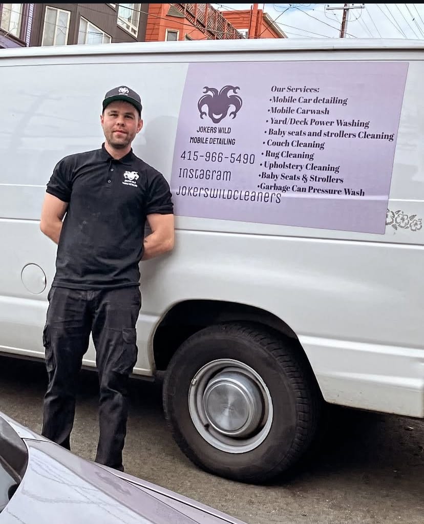 Jokers Wild Mobile Detailing, carwash, Couch Cleaning, Pressure washing, Stroller and Baby gear cleaning, junk hauling, photo 2