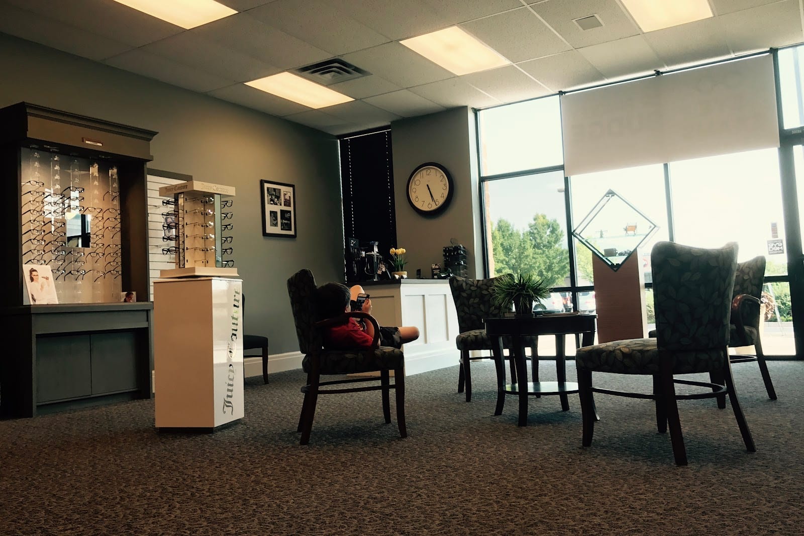 Logan Optical, photo 3