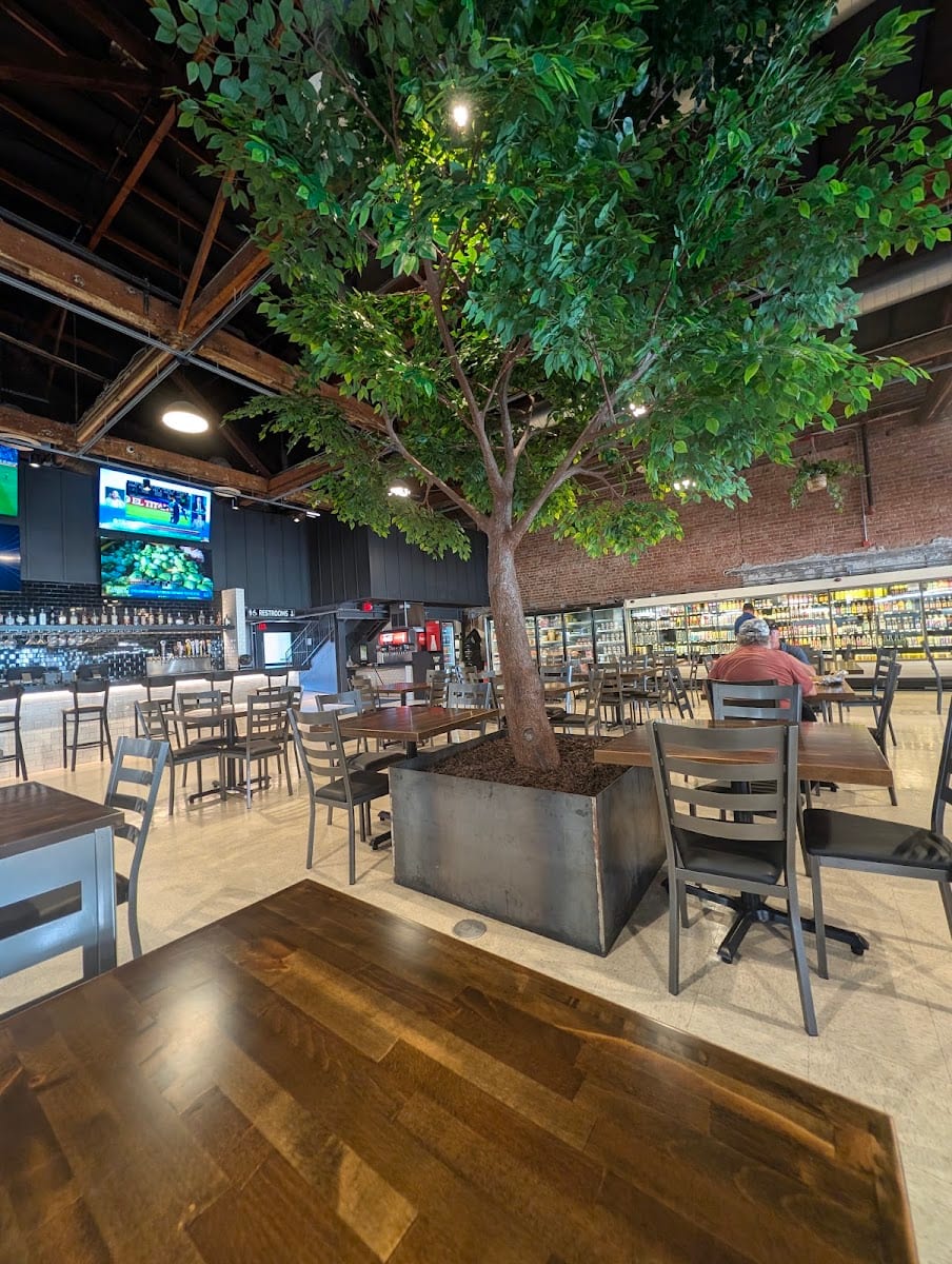 Gibson Food Hall and Market, photo 2