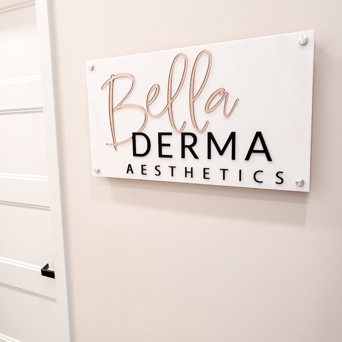 Bella Derma, photo 3