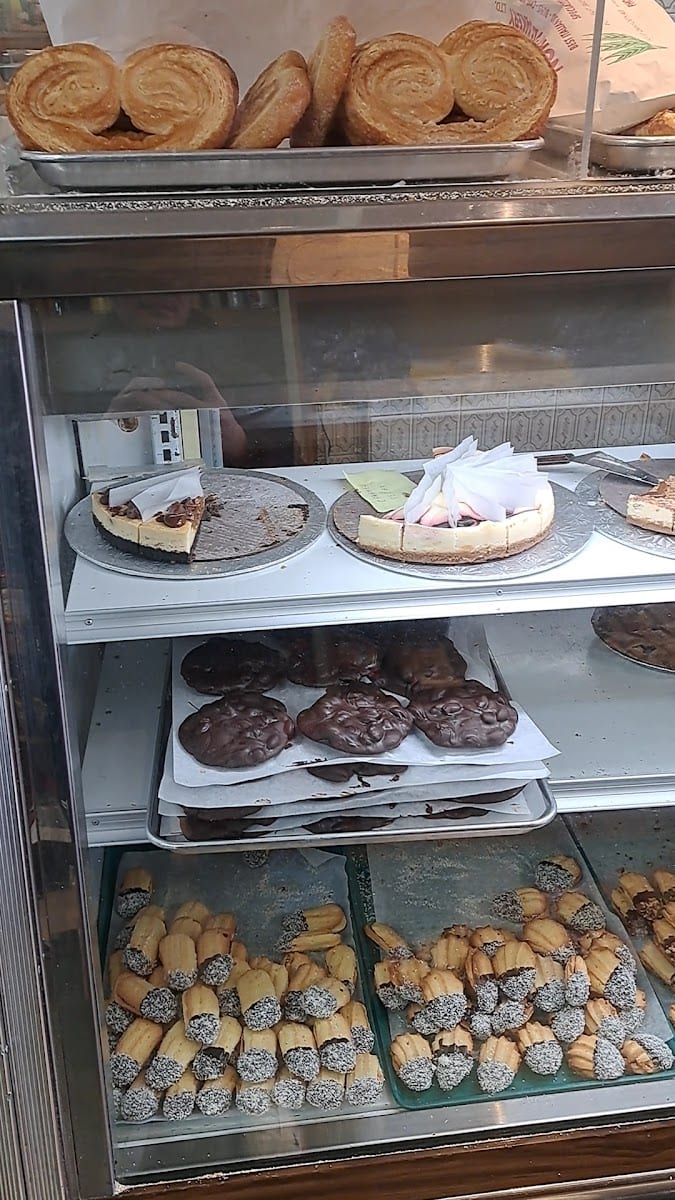 North Pole Bakery (Lucy), photo 2