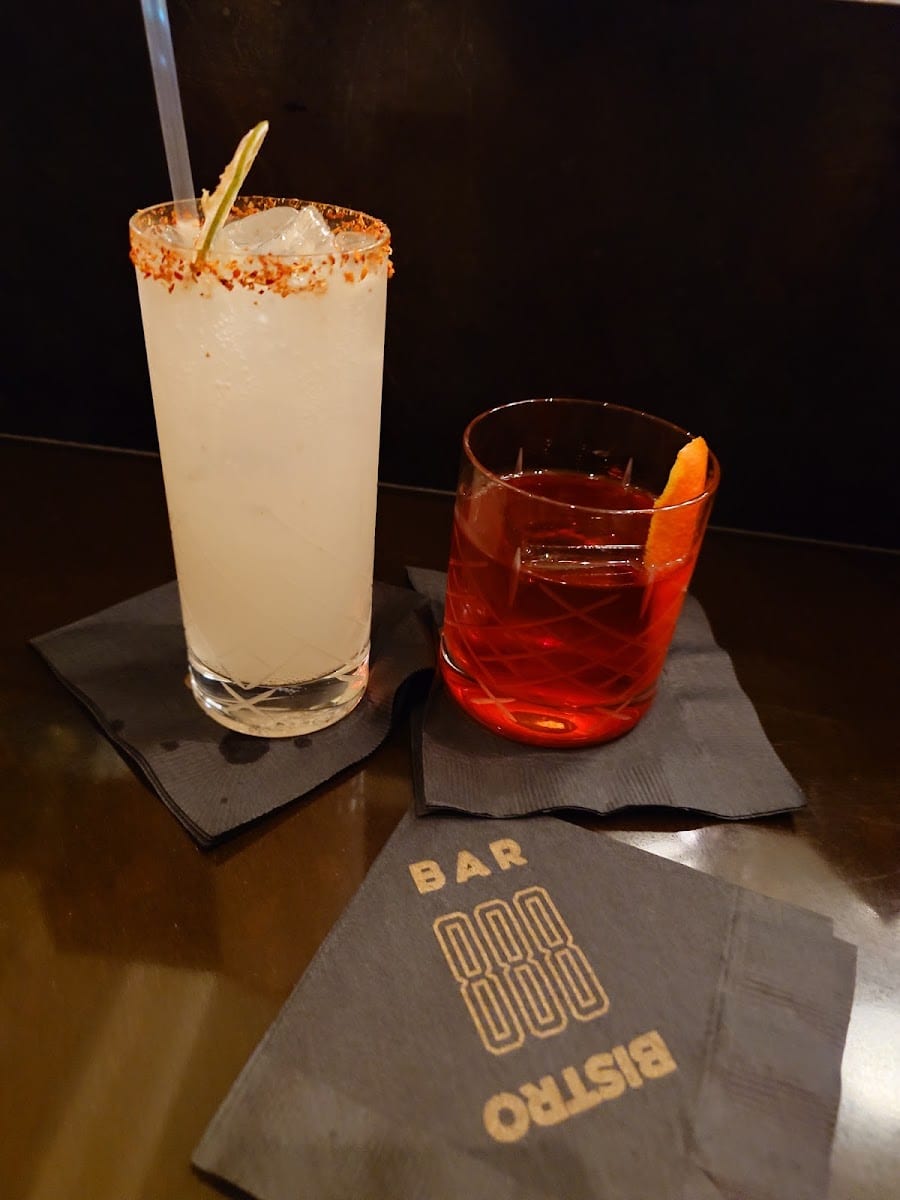Bar 888 & Bistro 888, photo 3