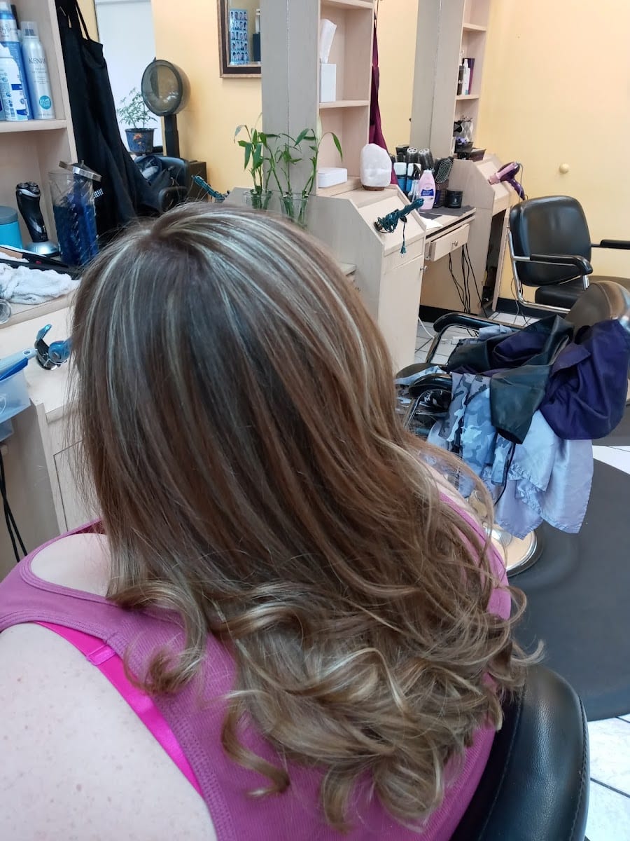 Cabellos Beauty Salon, photo 3
