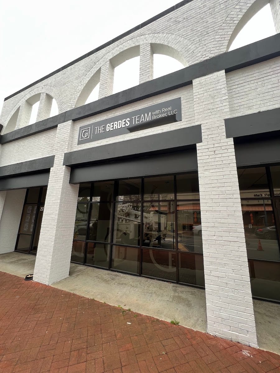 Riley White, Realtor - Maryland