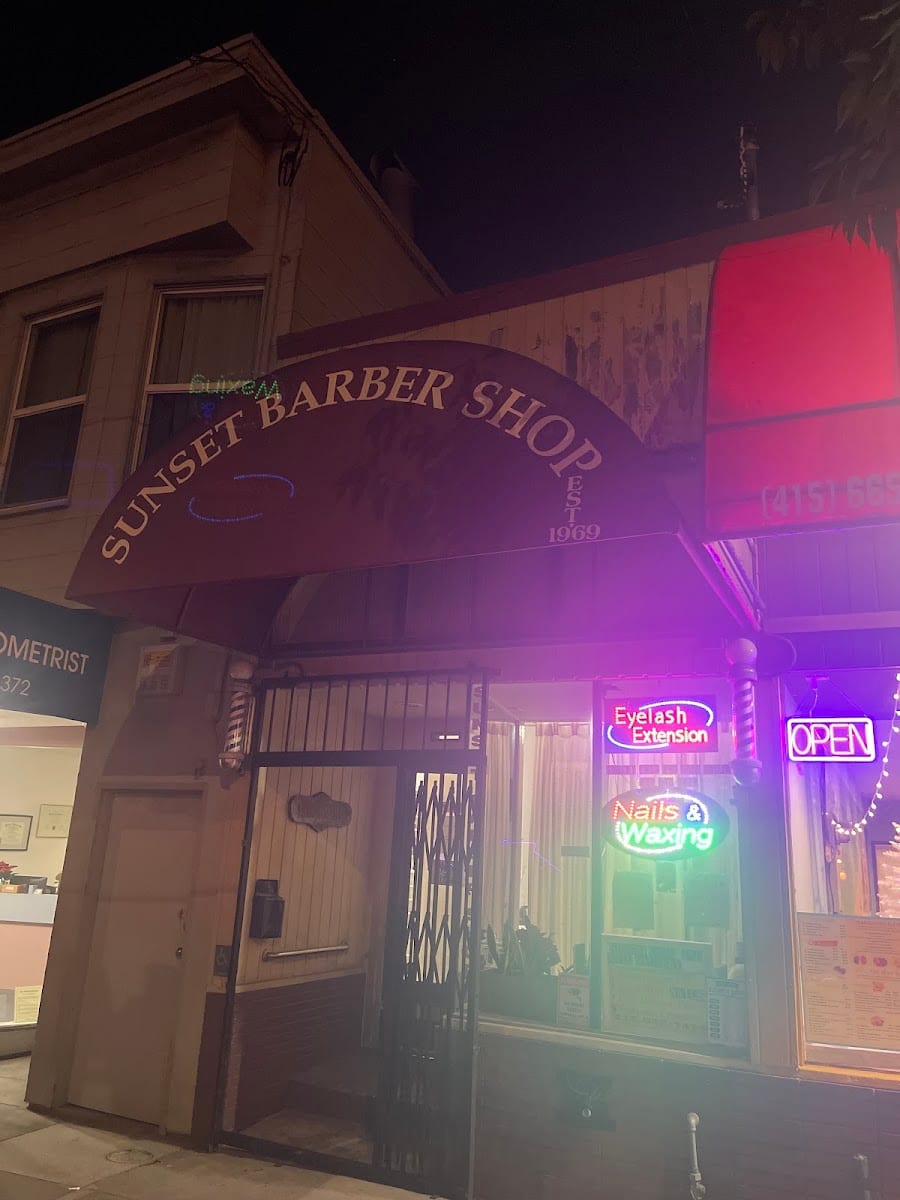 Sunset lash & nail gallery, photo 2