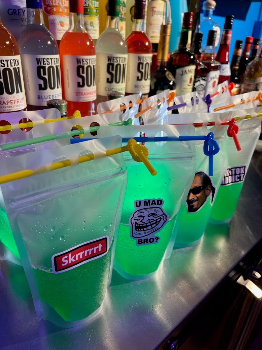 Studio Shot Bar