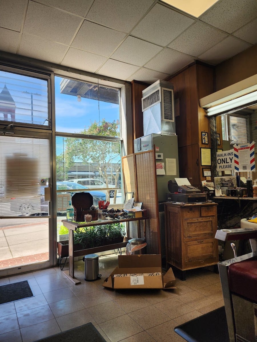 Forrest Barber Shop, photo 4