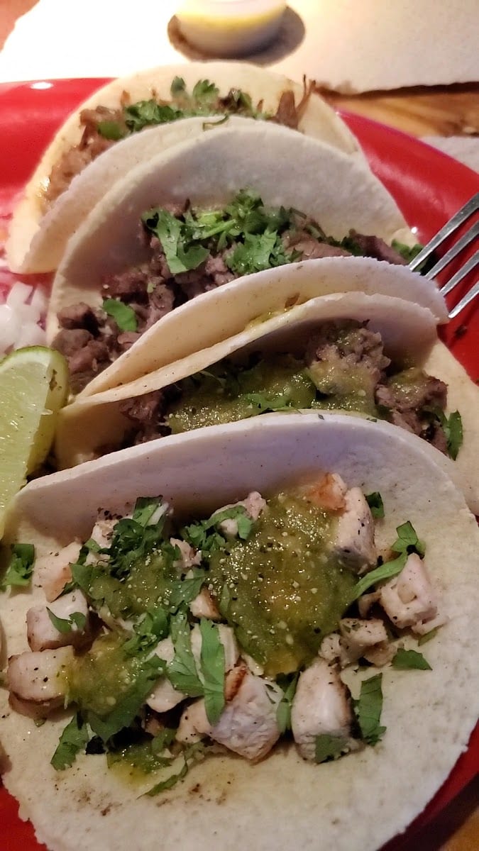 Ojos Locos Sports Cantina - Tucson, photo 2