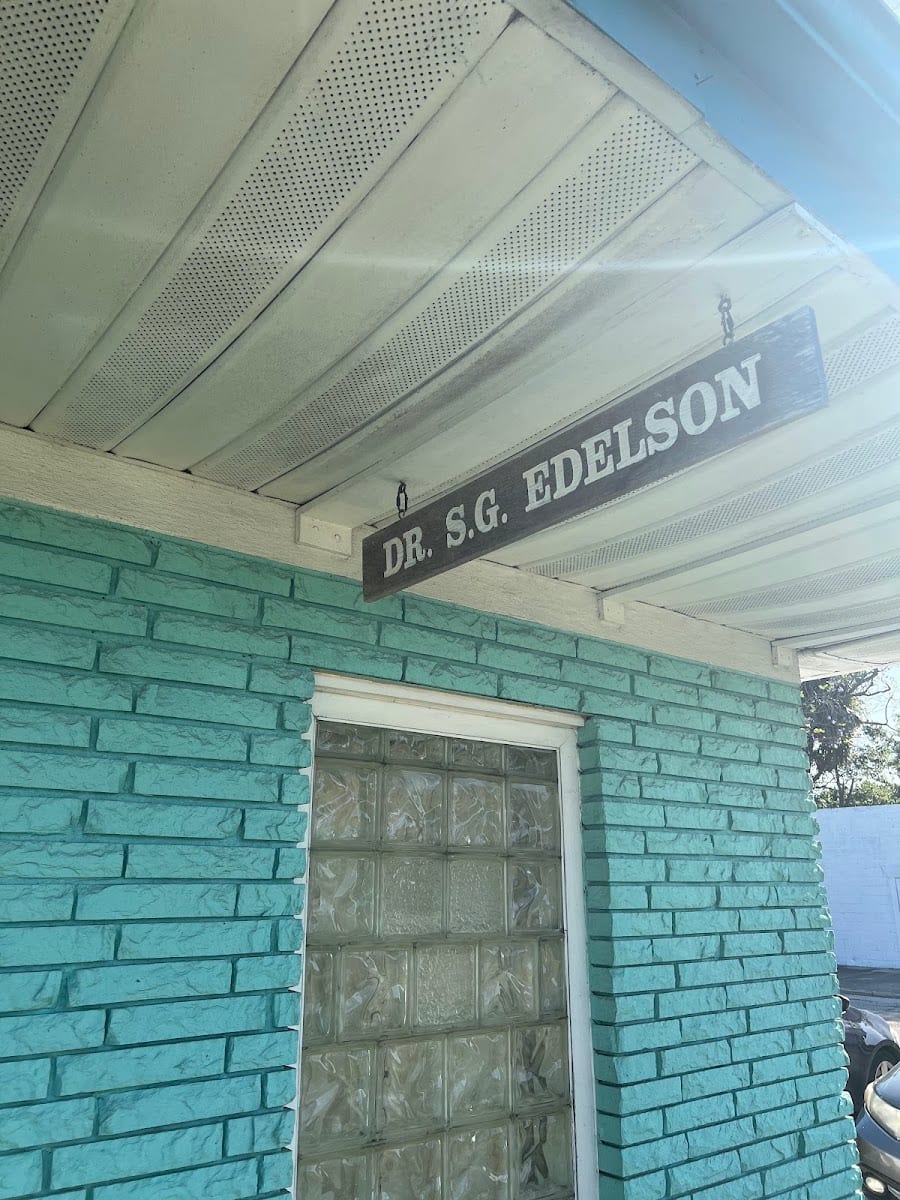 Edelson Chiropractic & Massage, photo 4