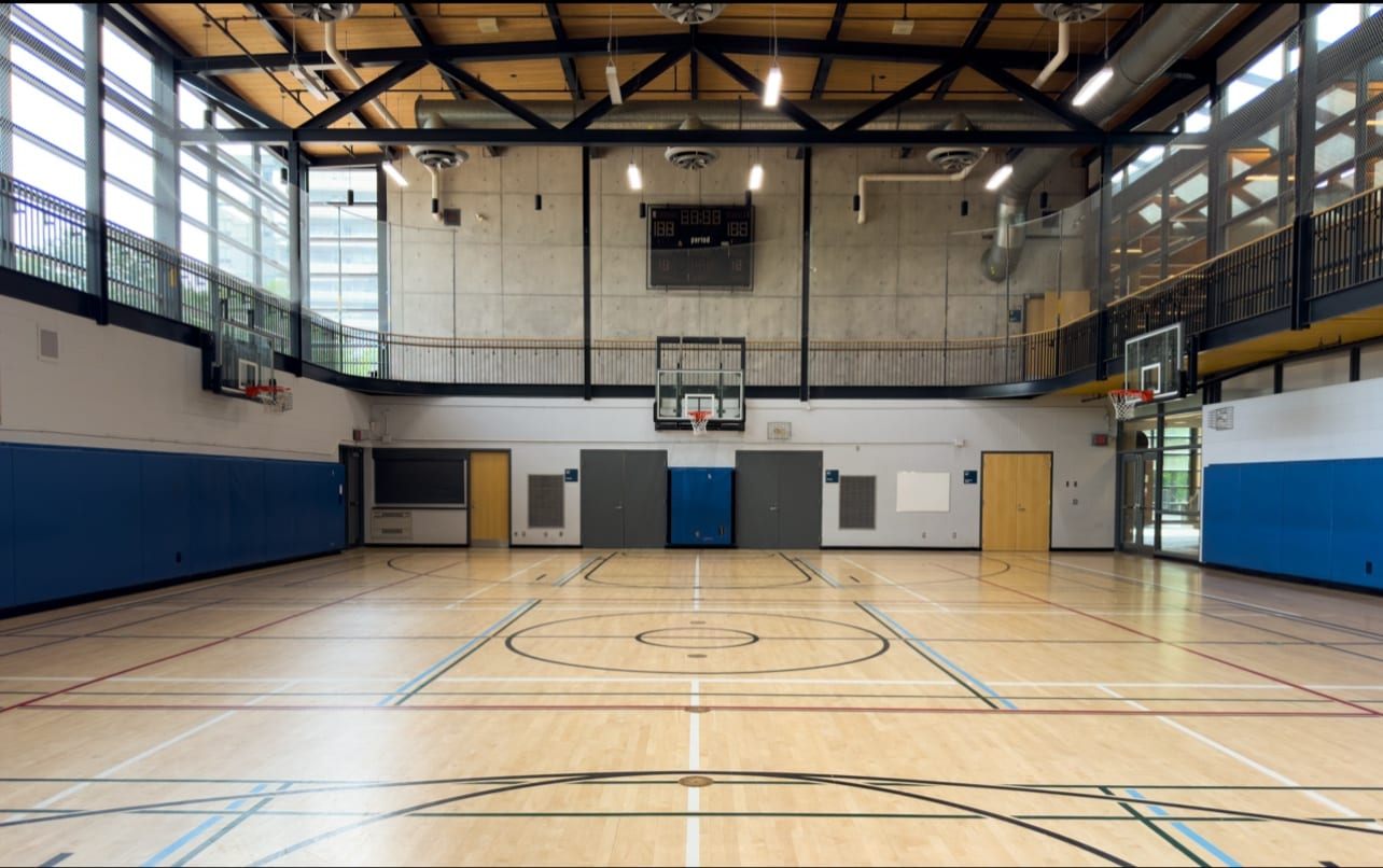 North Toronto Memorial Community Centre, photo 3