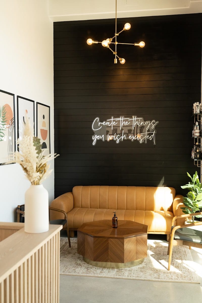 Vibe Salon, photo 2