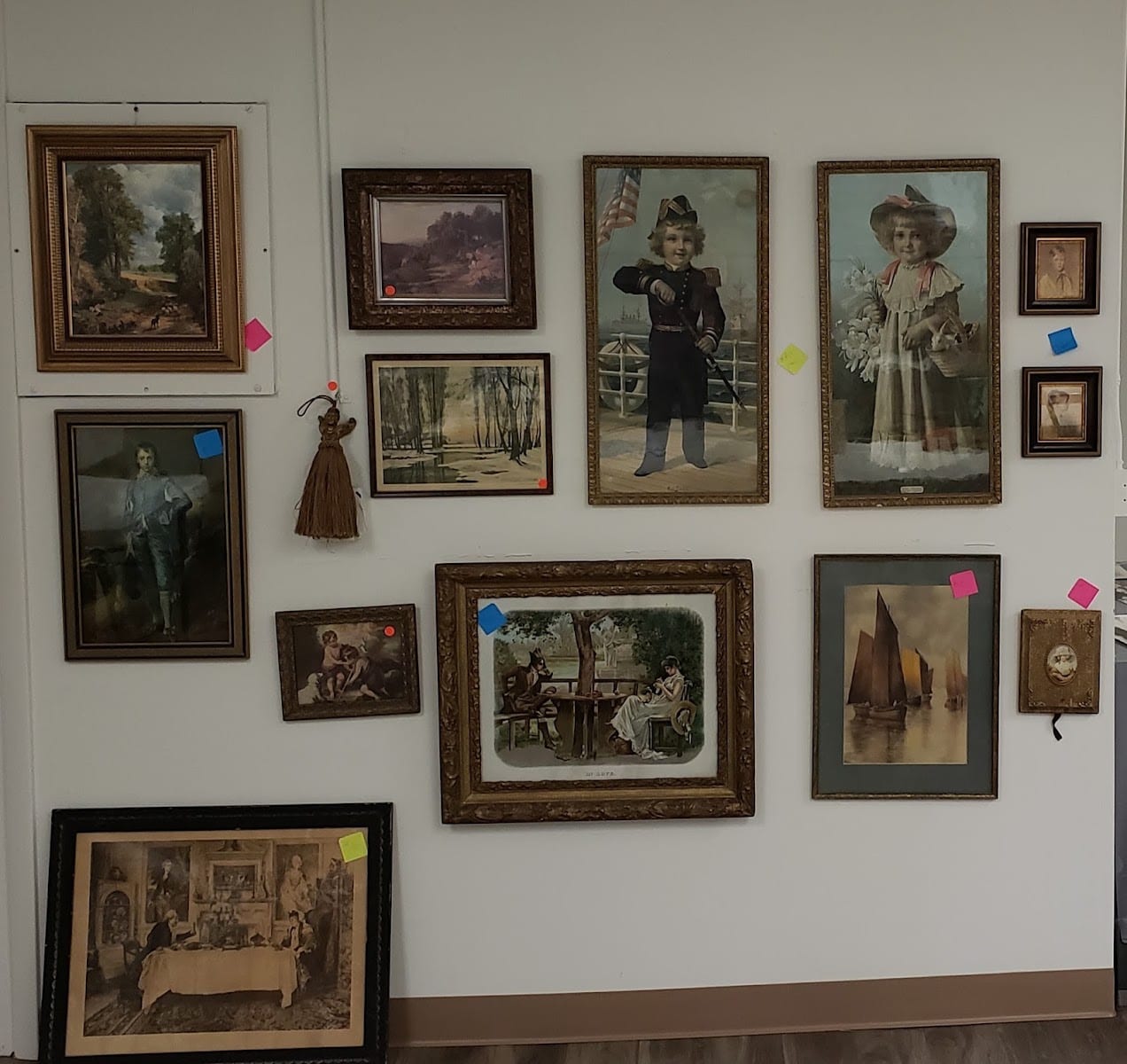 ART & ACCENTS