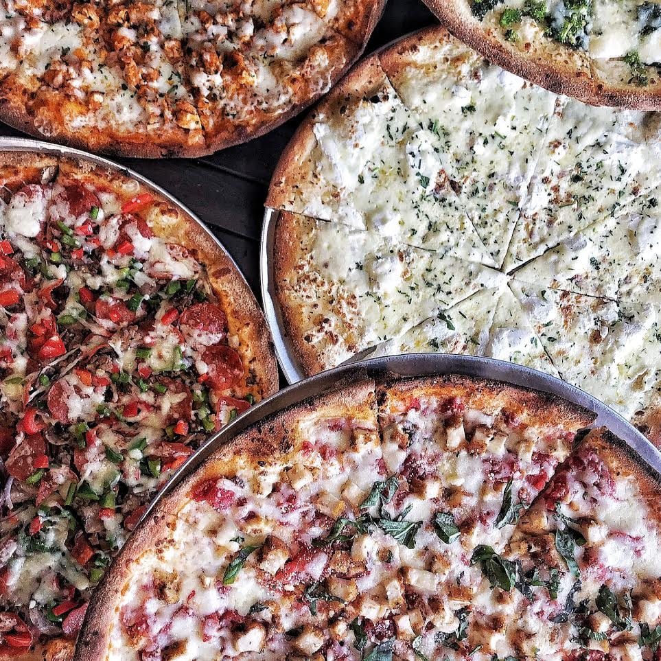 Gennaro's Pizza Parlor, photo 2