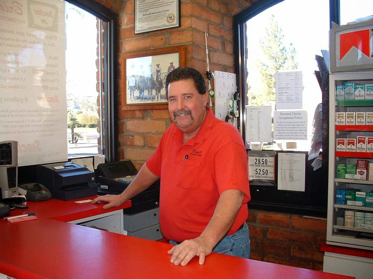 Bridwell's Full Serve Sinclair Gas Station, photo 3