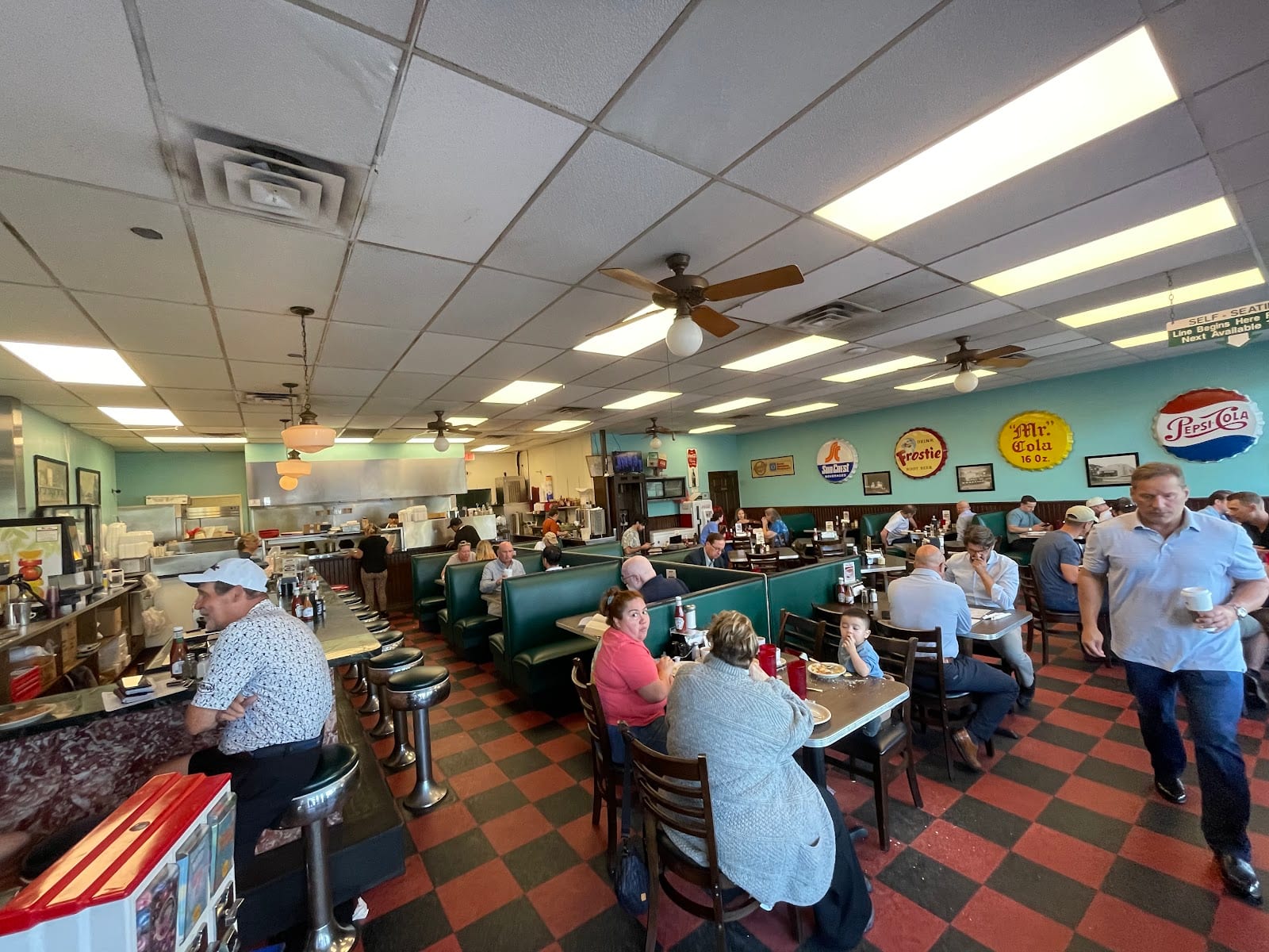 Avalon Diner, photo 2