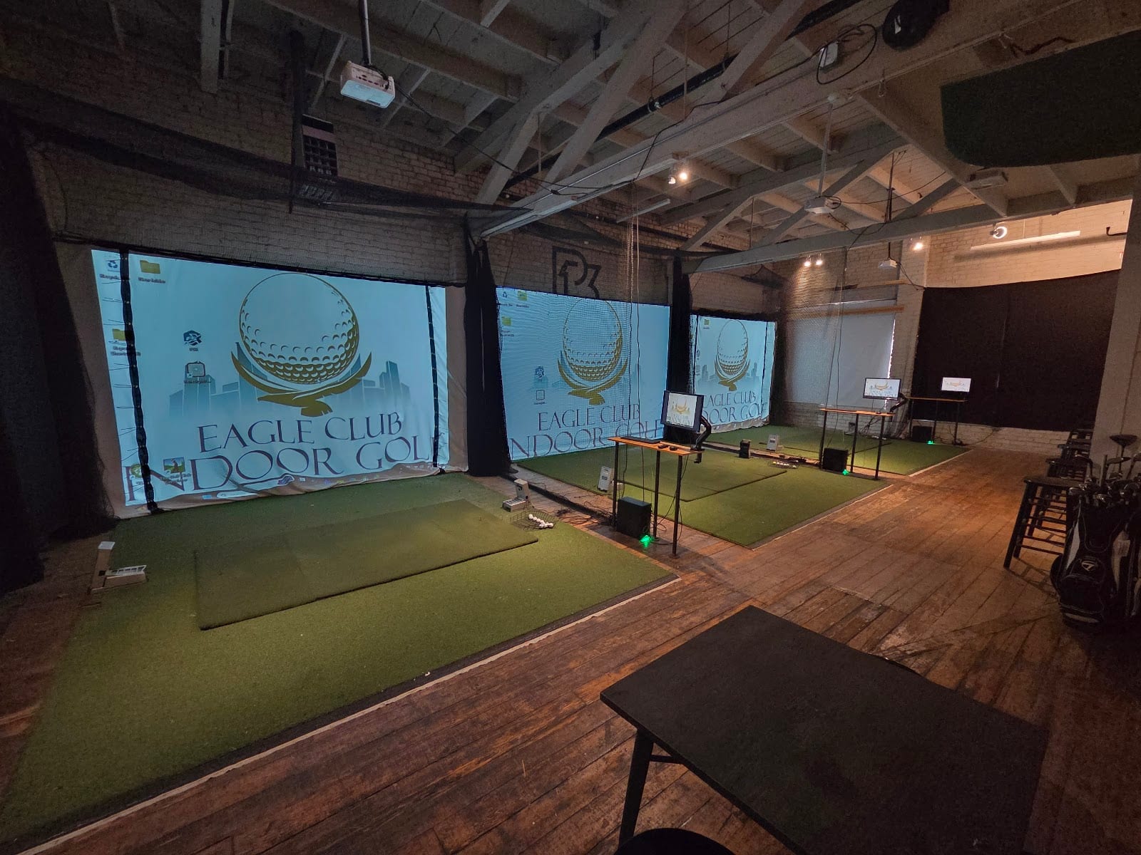 Eagle Club Indoor Golf, photo 2