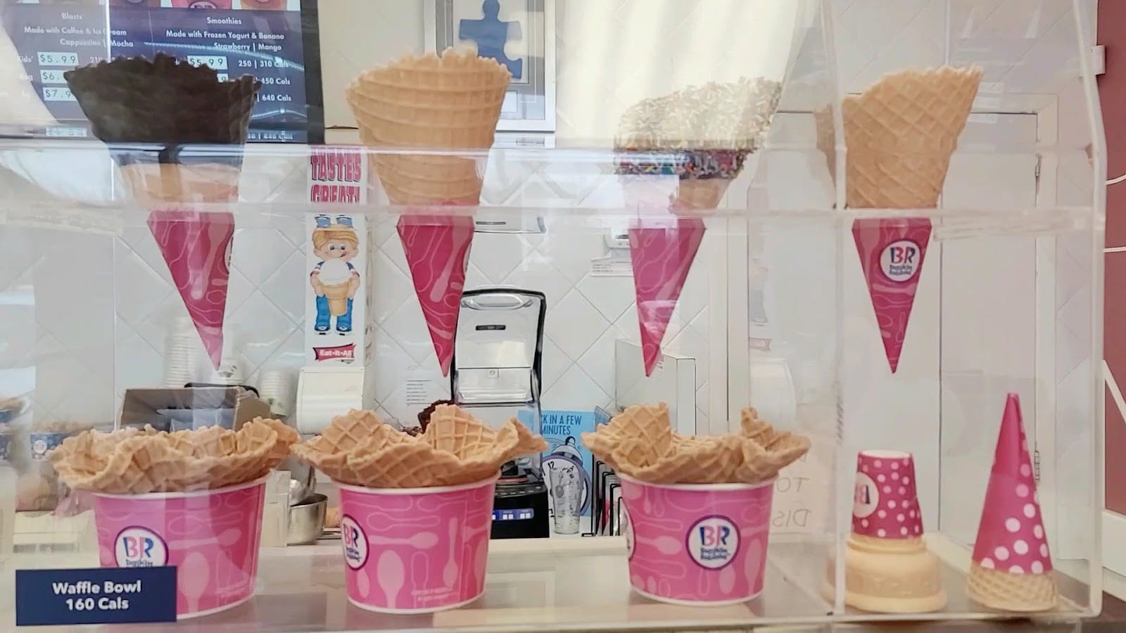 Baskin Robbins & Kernels Popcorn, photo 3