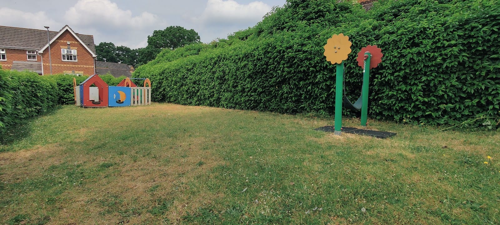 Manston Way Play area