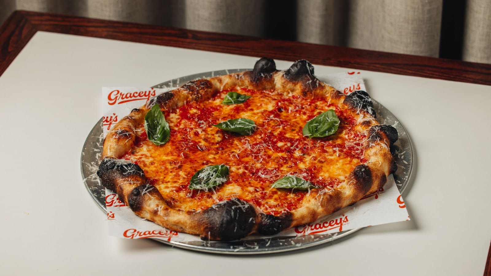 Gracey's Pizza
