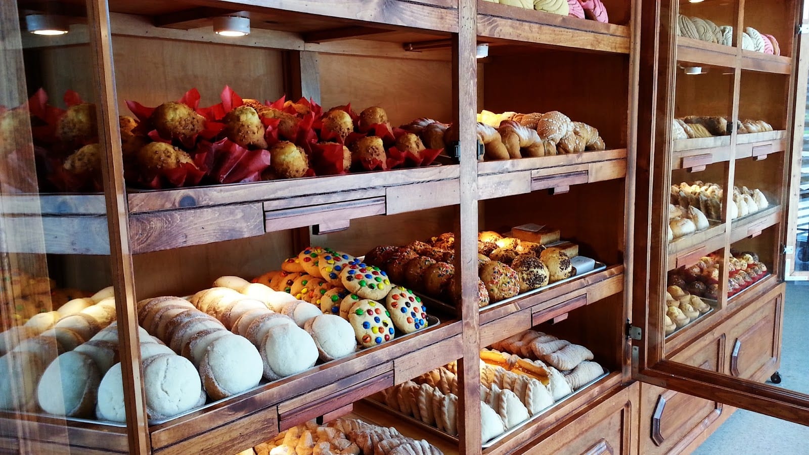 Las Delicias Bakery, photo 2
