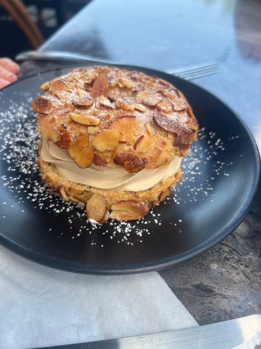 Rendez-Vous French Bakery