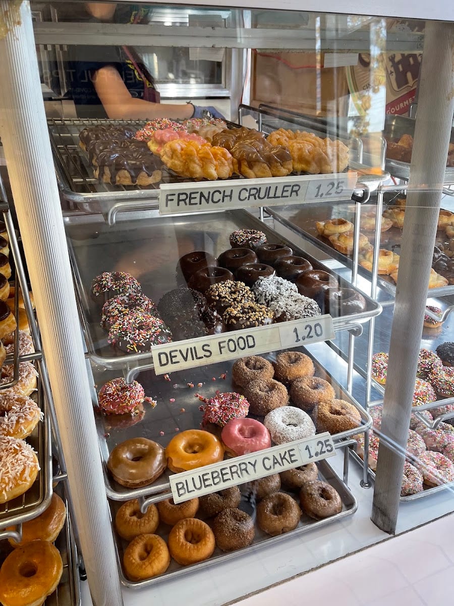 Kenny's Donuts