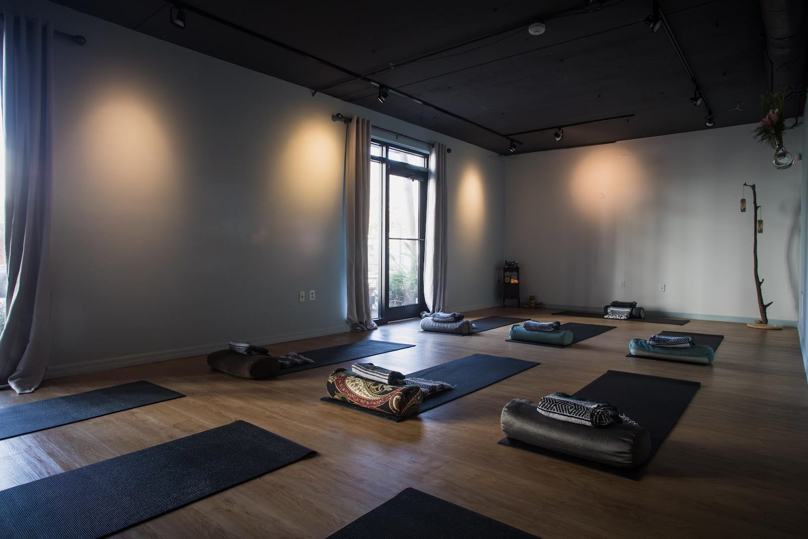 Unwind Massage & Wellness