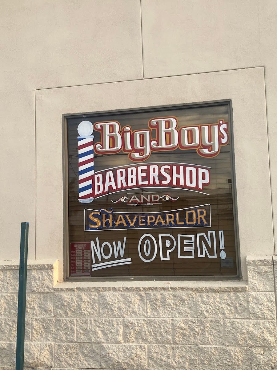 Big Boyโs Barbershop and Shave parlor