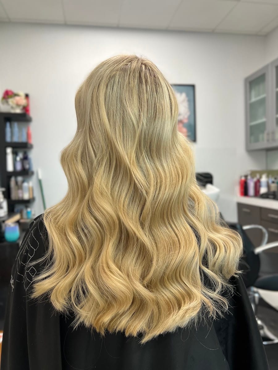 Hello Gorgeous hair lounge, photo 4