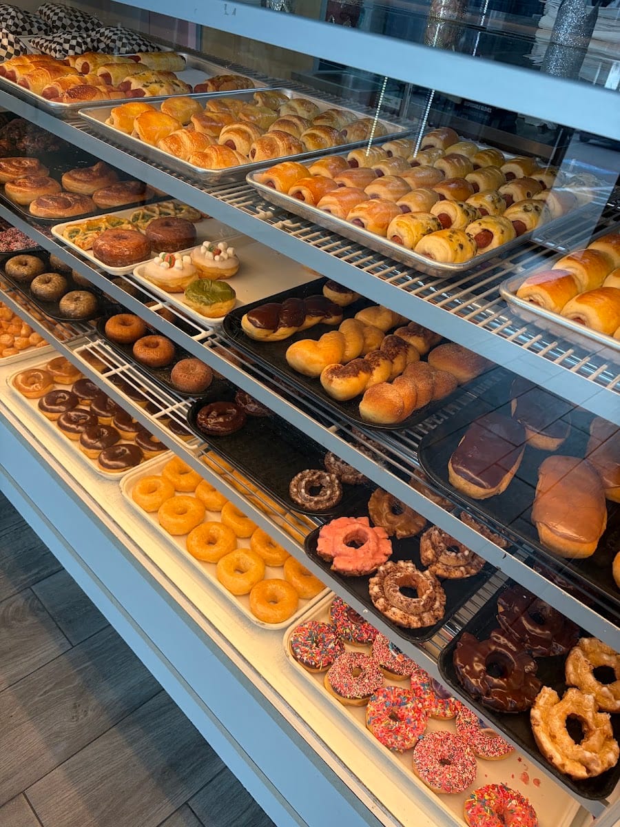 Chans Donuts