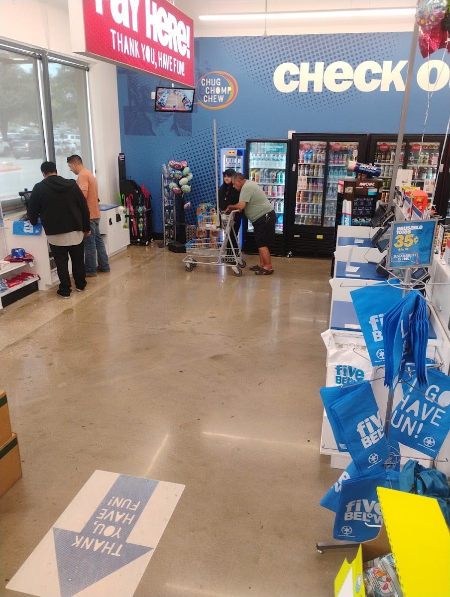 Five Below, photo 2