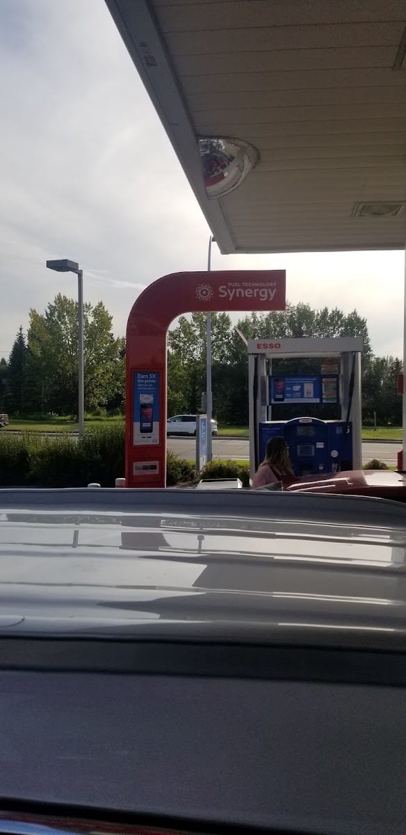 Esso, photo 2