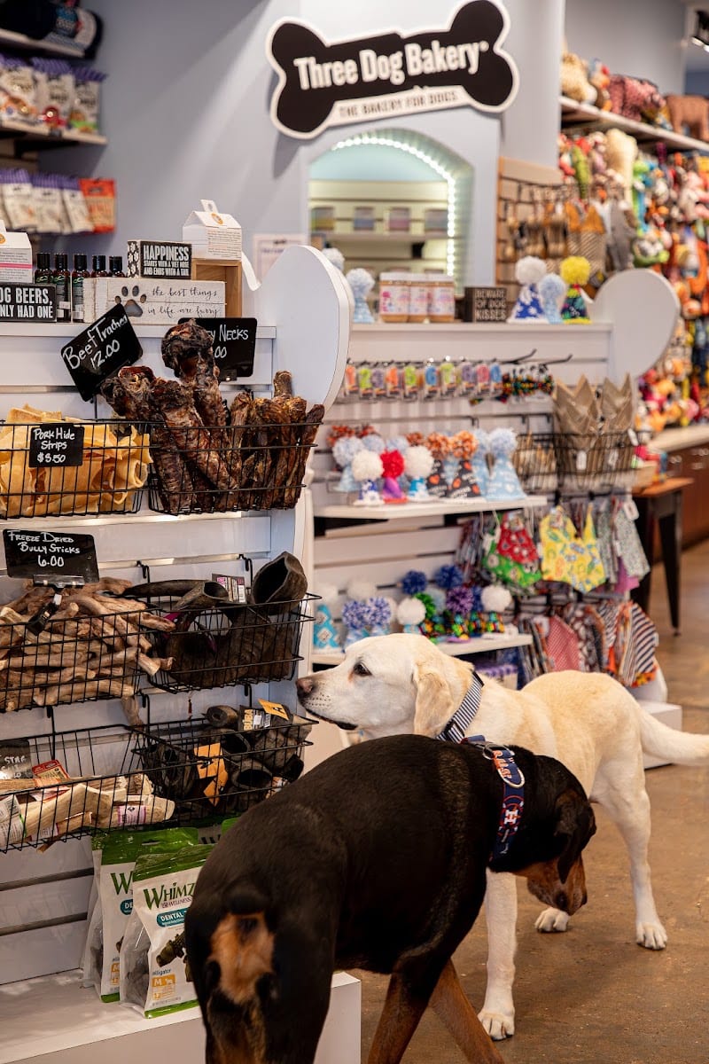 Three Dog Bakery - Heights