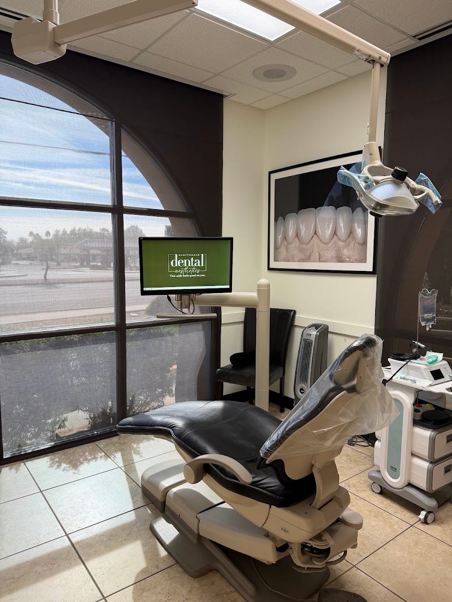 Scottsdale Dental Aesthetics Dentist