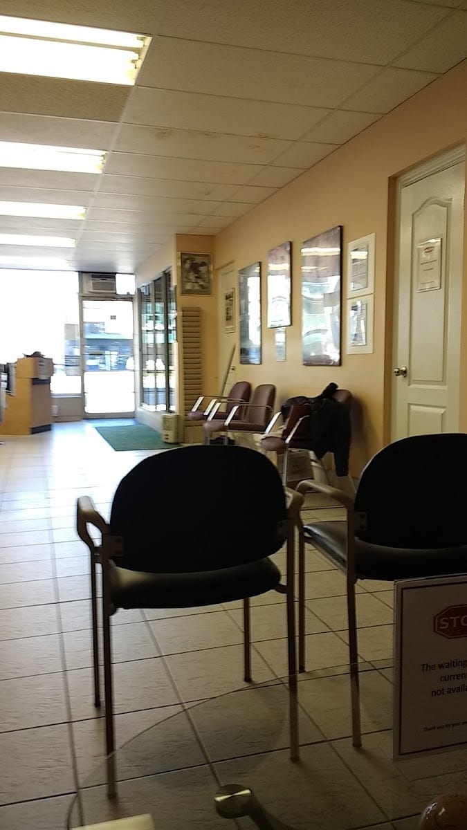 Hollywood Barber Shop, photo 3