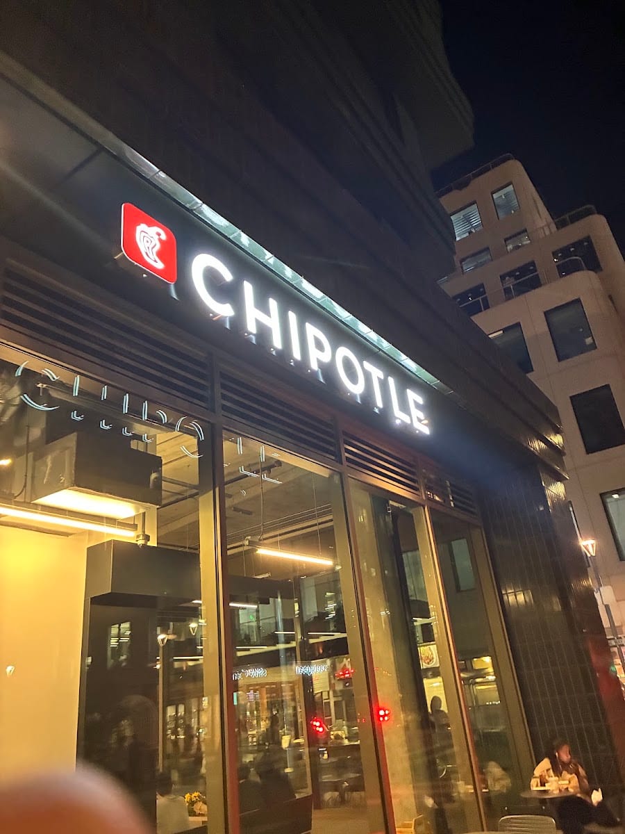 Chipotle Mexican Grill, photo 2
