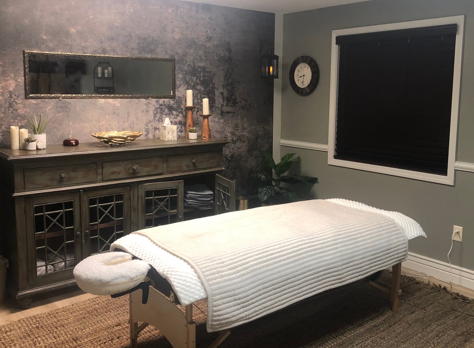 Urban Oasis Massage & Wellness