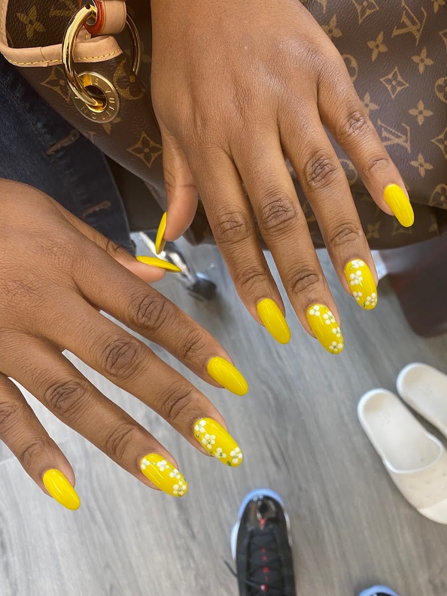 Top Nail, photo 2