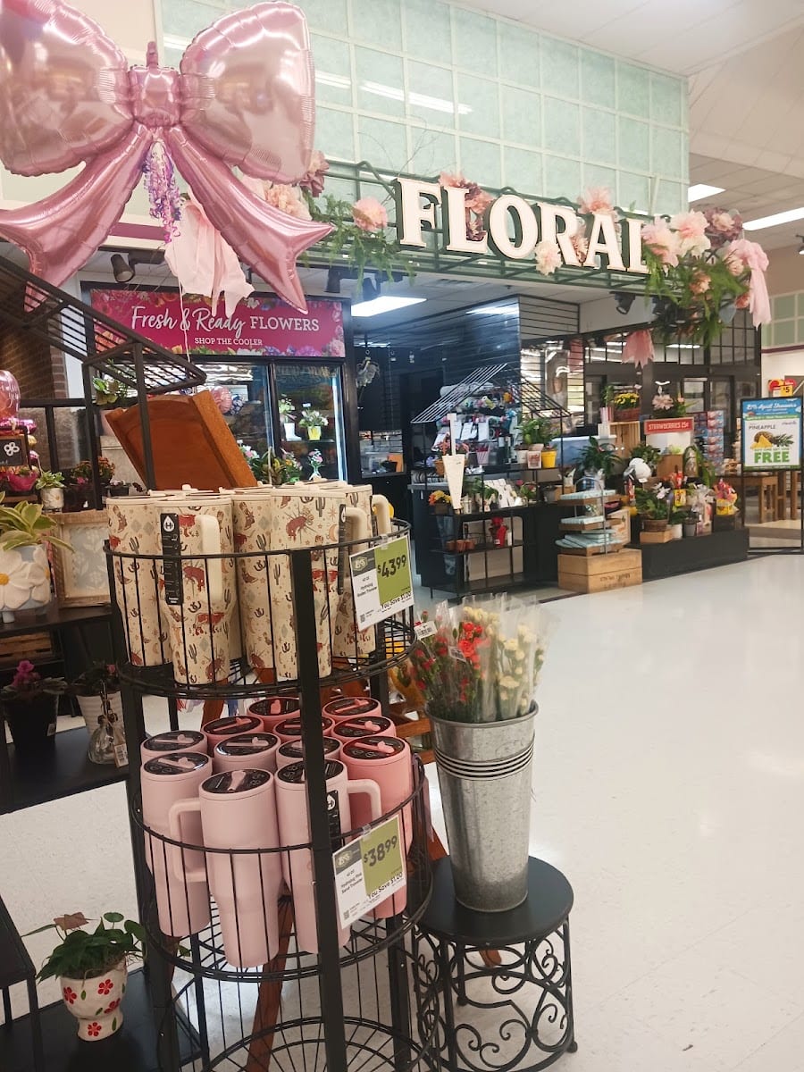Lee's Marketplace, photo 3