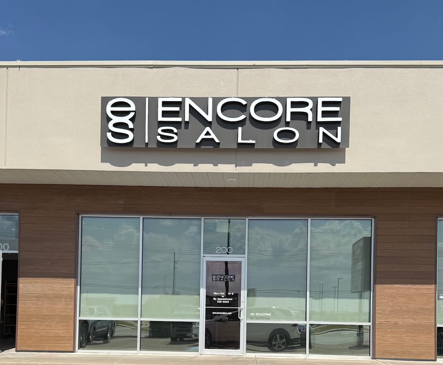 Encore Salon